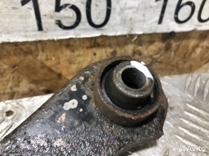 Рычаг задний верхний правый Mitsubishi Lancer 9