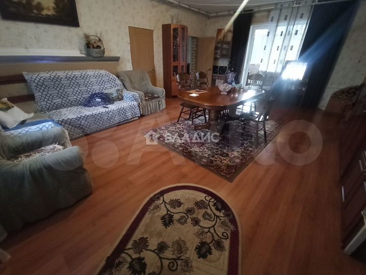 Дом 320 м² на участке 22 сот.