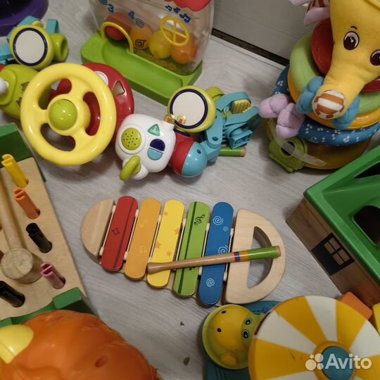 Разные игрушки для детей