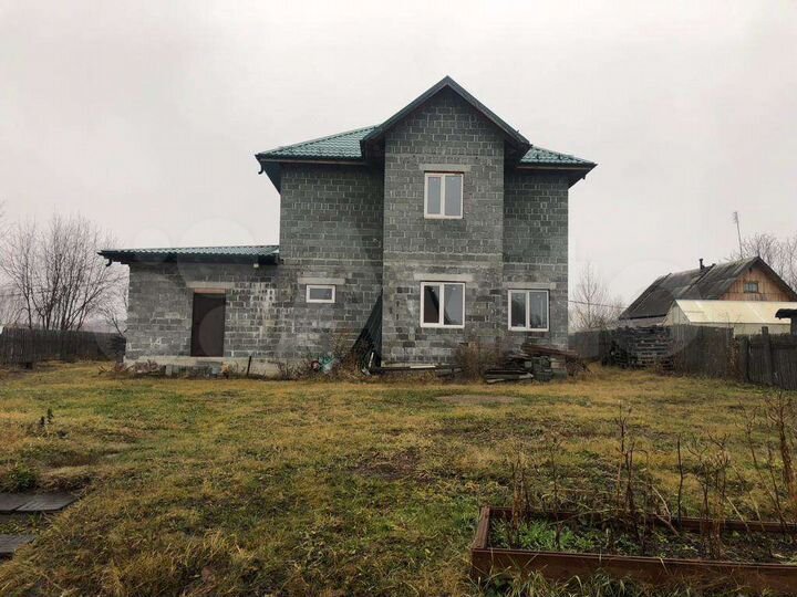 Дом 250 м² на участке 22 сот.