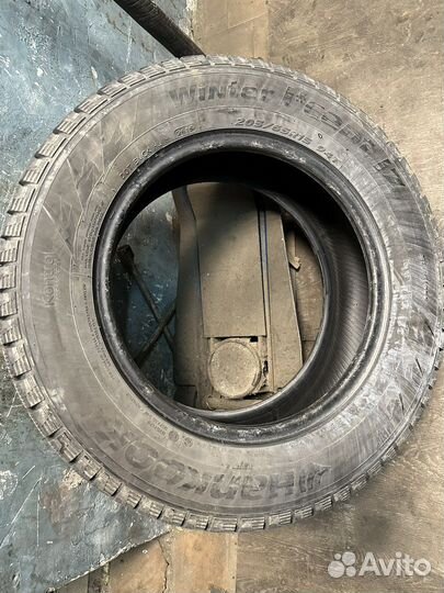 Hankook Winter I'Cept IZ W606 205/65 R15