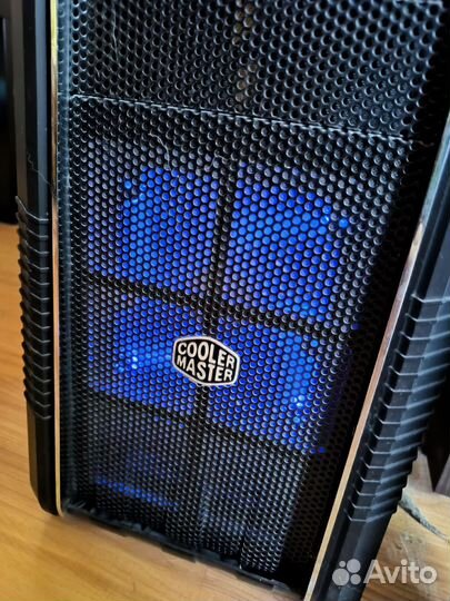 Компьютер с монитором