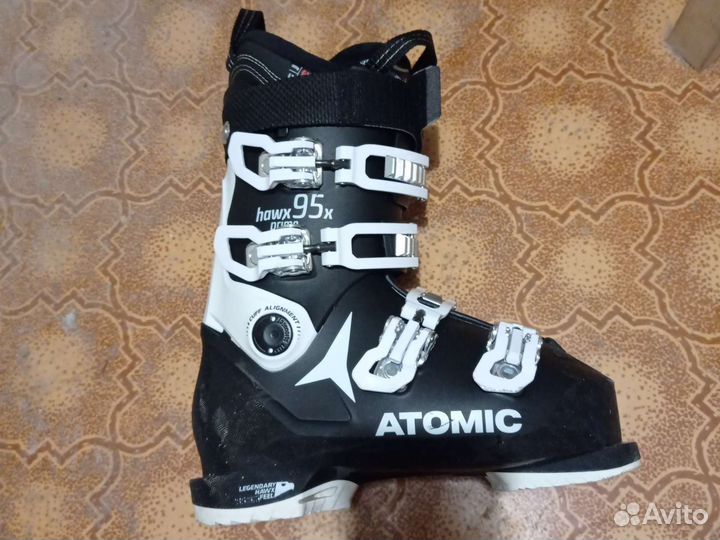 Горнолыжные женские ботинки atomic hawx prime 95 x