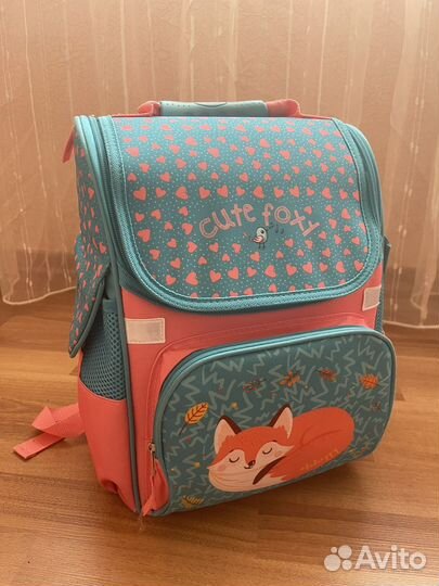 Школьный рюкзак