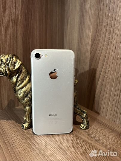 iPhone 7, 32 ГБ