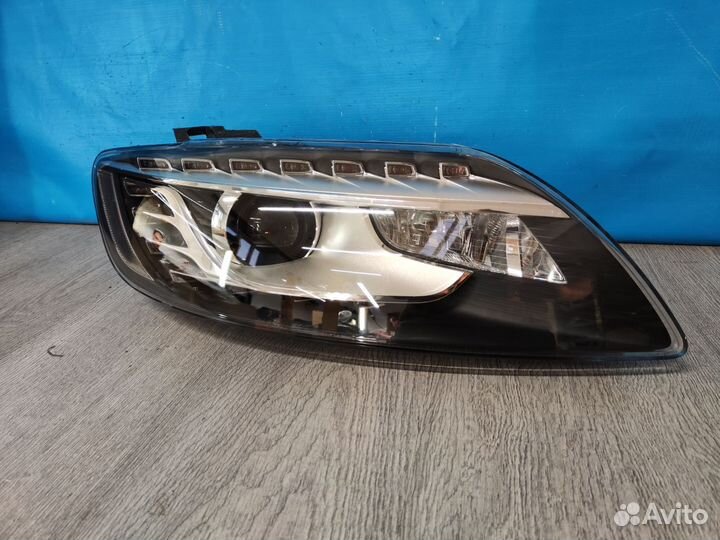 Фара правая Audi Q7 1 4Л 2005-2015