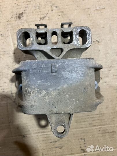 Подушка двигателя Skoda octavia tour