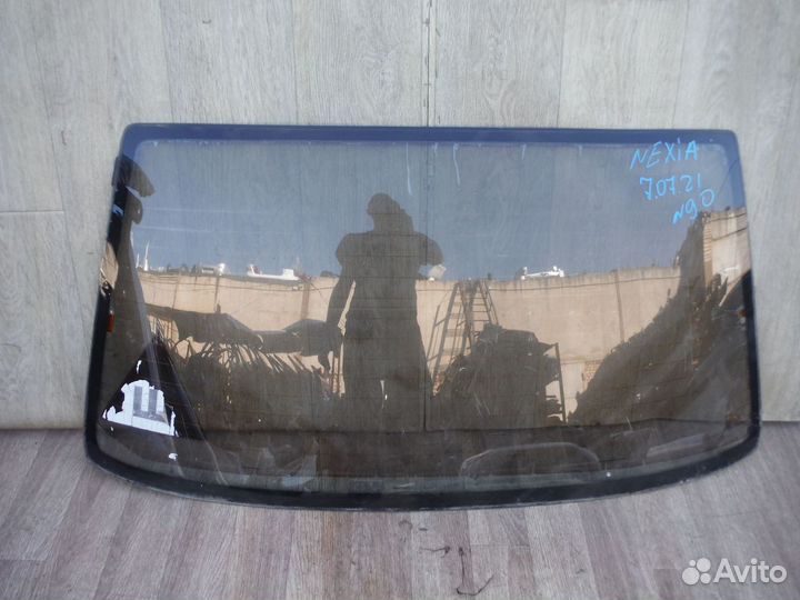 Стекло заднее №90 daewoo Nexia 2003