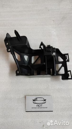 Крепление бампера переднее mazda 3 BK 4D седан