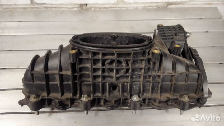 Коллектор впускной Mercedes Benz