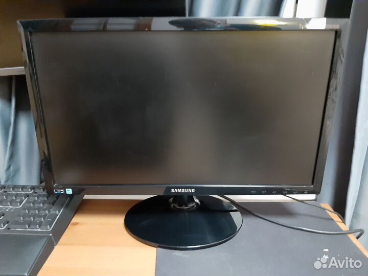 Монитор для компьютера Samsung