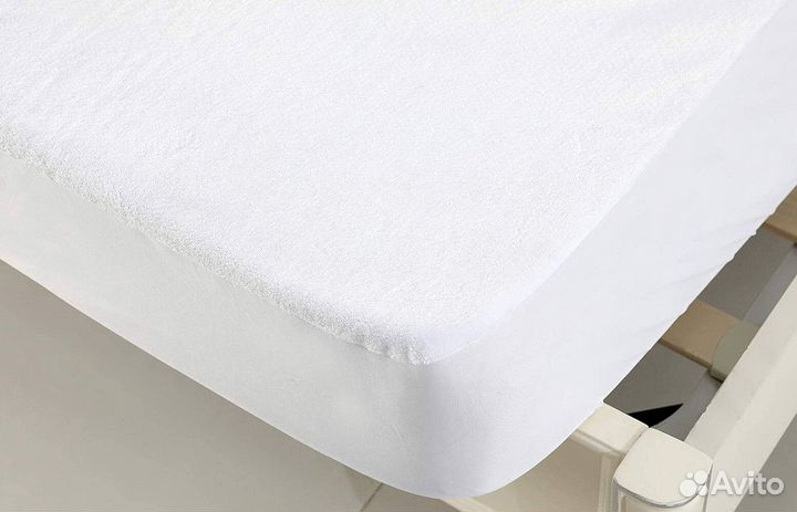 Наматрасник водонепроницаемый (Aquastop) в наличии