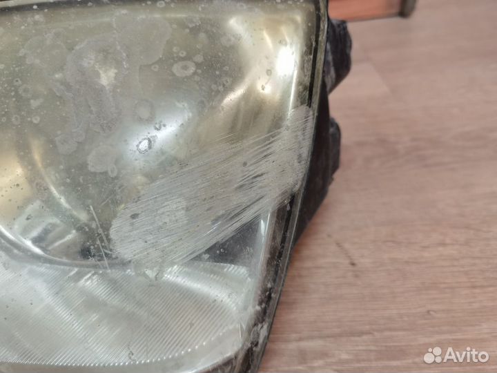 Фара левая Kia Sorento 1 2002-2006