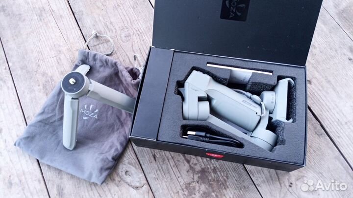 Стабилизатор Moza Mini MX, электронный, трехосевой