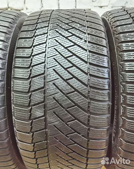 Continental ContiVikingContact 6 245/45 R17 99V