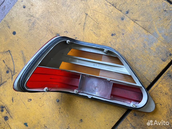 Фонарь задний правый Mercedes C140 CL