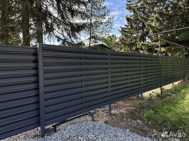 Забор из евроштакетника от производителя