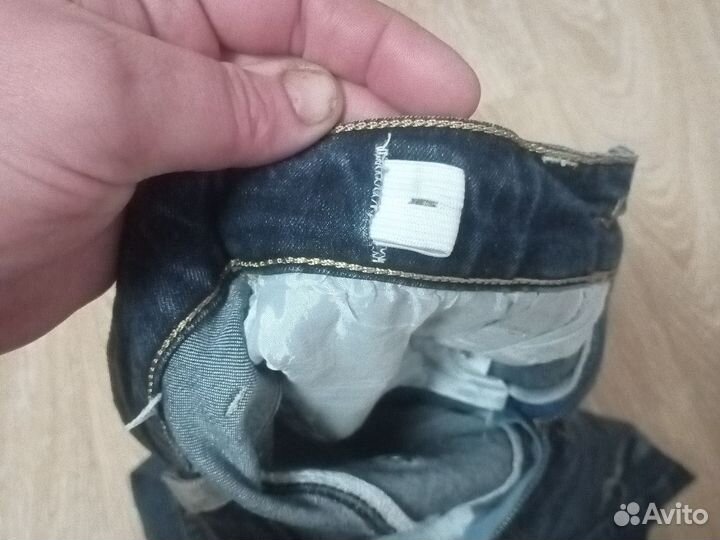 Джинсы на девочку 7-8 лет с регулируемым поесом