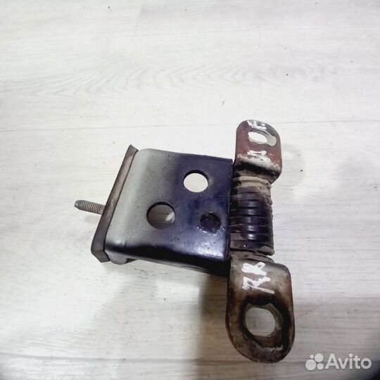 Петля двери багажника Land Rover Range Rover LM