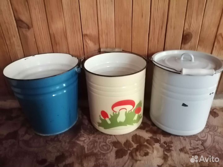 Эмалированное ведро