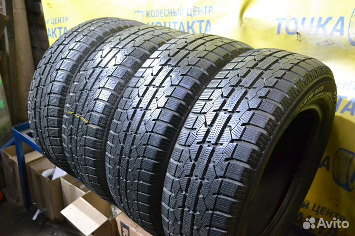 Toyo Observe Garit GIZ 205/60 R16