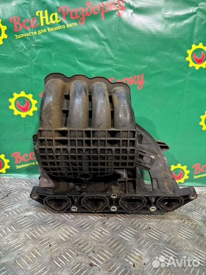 Впускной коллектор Volkswagen Polo седан 1.6 2012