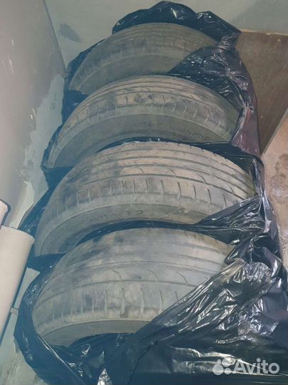 Continental ContiPremiumContact 2 215/60 R17 96H