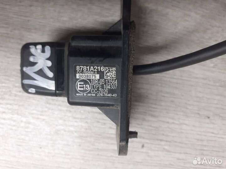 Камера заднего вида Mitsubishi Eclipse Cross