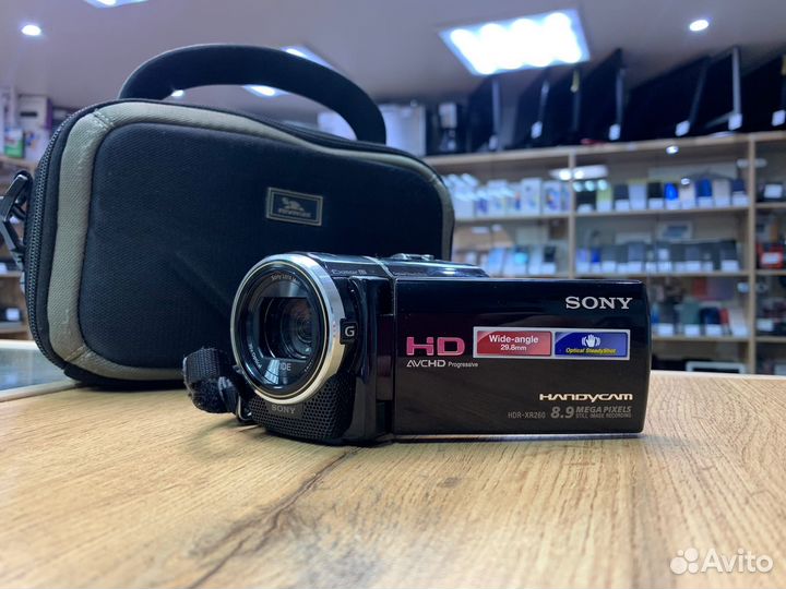 Видеокамера Sony HDR-XR260VE