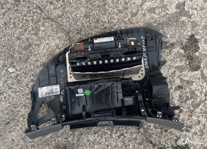 Подушка безопасности пассажира