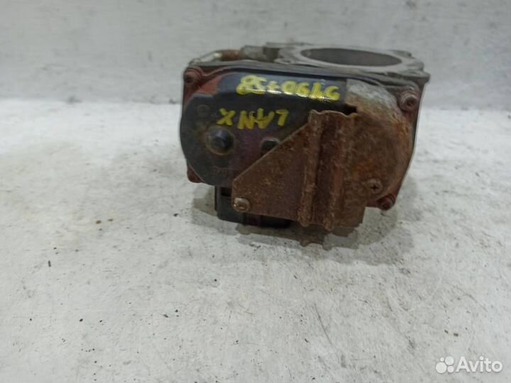 Дроссельная заслонка 1450A101