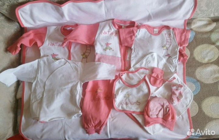 Конверт и набор на выписку