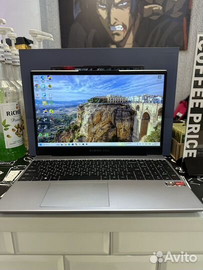 Ноутбук Digma Pro Breve