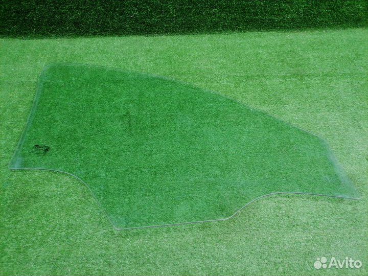 Стекло двери переднее левое Chevrolet Cobalt