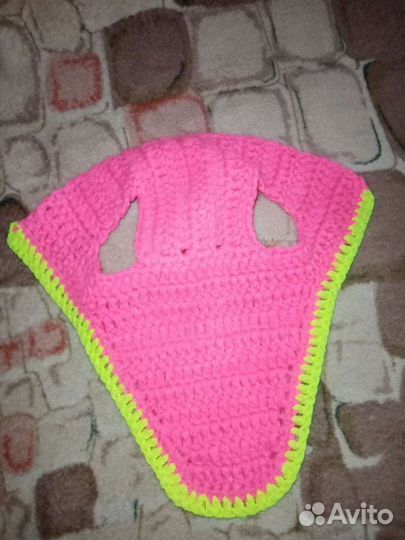 Шапочка и шлея на пони