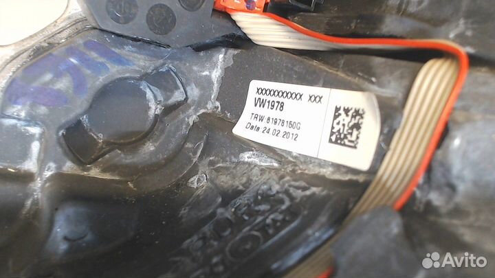 Руль Volkswagen Tiguan, 2012