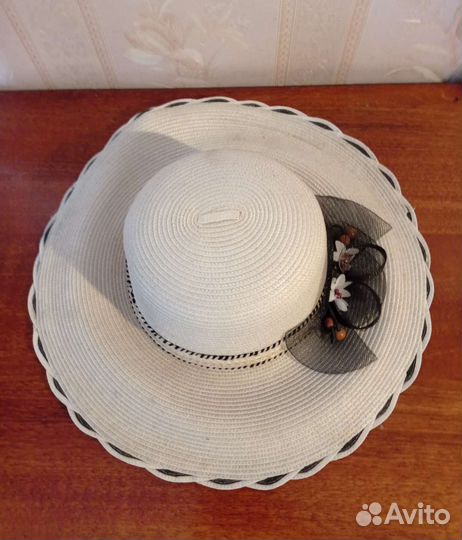 Шляпы новые