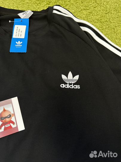 Футболка adidas originals