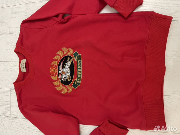 Кофточка новая s