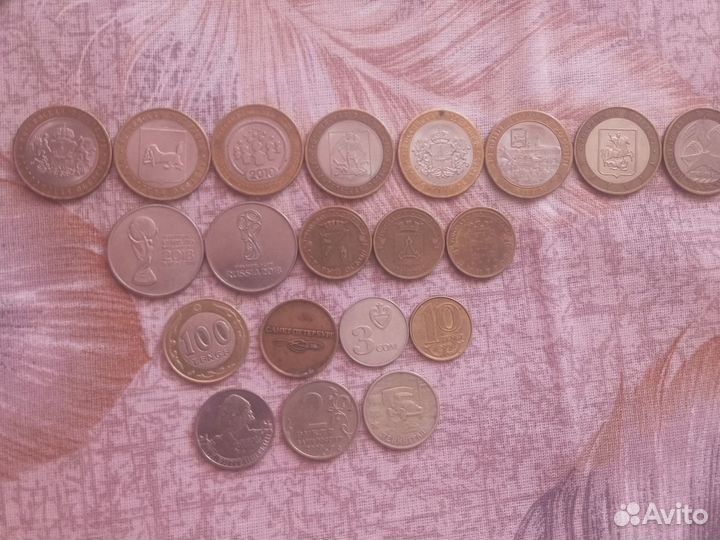 5 рублевая купюра, монеты