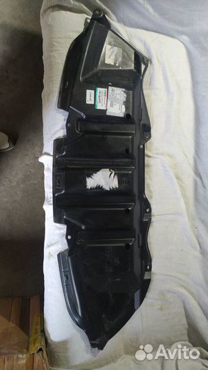 Пыльник под бампер corolla e14