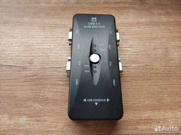 VGA хаб / 4-портовый KVM свитч/переключатель USB
