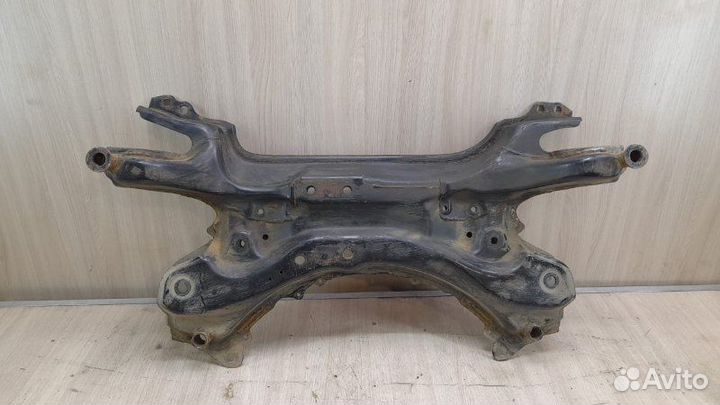 Подрамник задний задний Toyota Rav4 Xa30 XA30