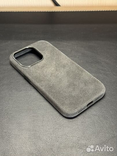 Чехол на iPhone 14 pro алькантара