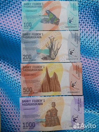 Боны Мадагаскар UNC пресс