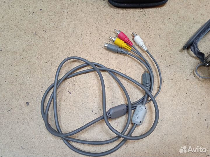 DVD видеокамера Samsung VP-DC563i