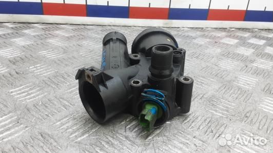 Корпус термостата land rover freelander 2, Номер LR001312 (3GM51A601)