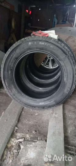 Michelin Latitude X-Ice 2.25/65 R17