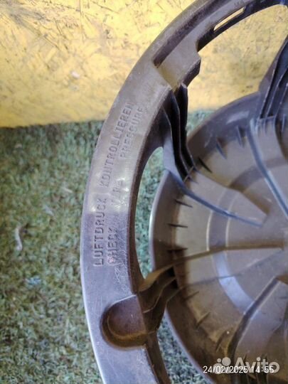 Крепление запасного колеса Mercedes-Benz C- Class