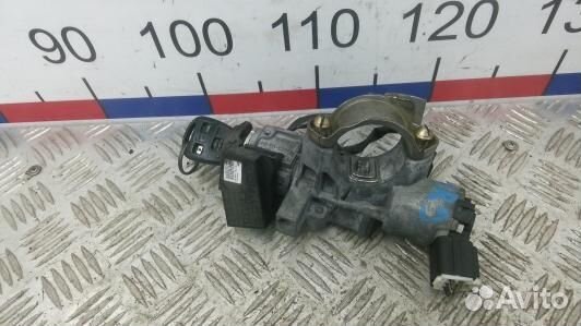 Замок зажигания toyota avensis T25 (8BR09J101)